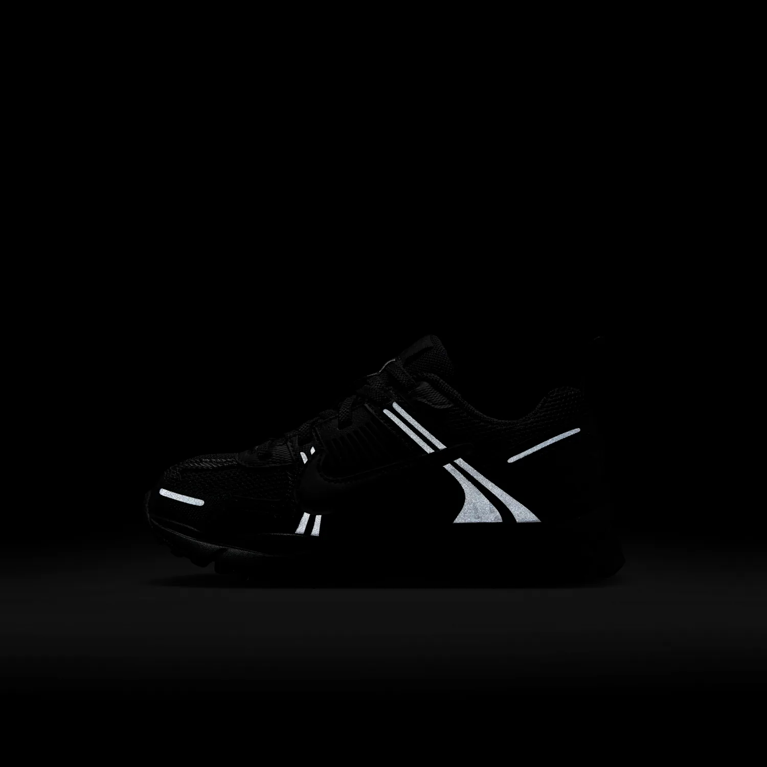 Nike Vomero 5 image 4