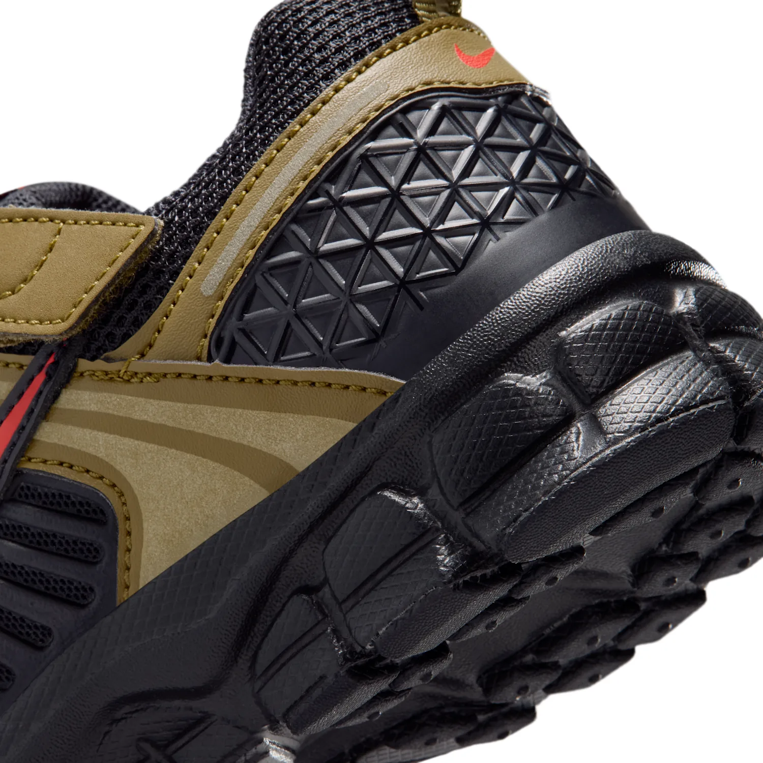 Nike Vomero 5 image 8