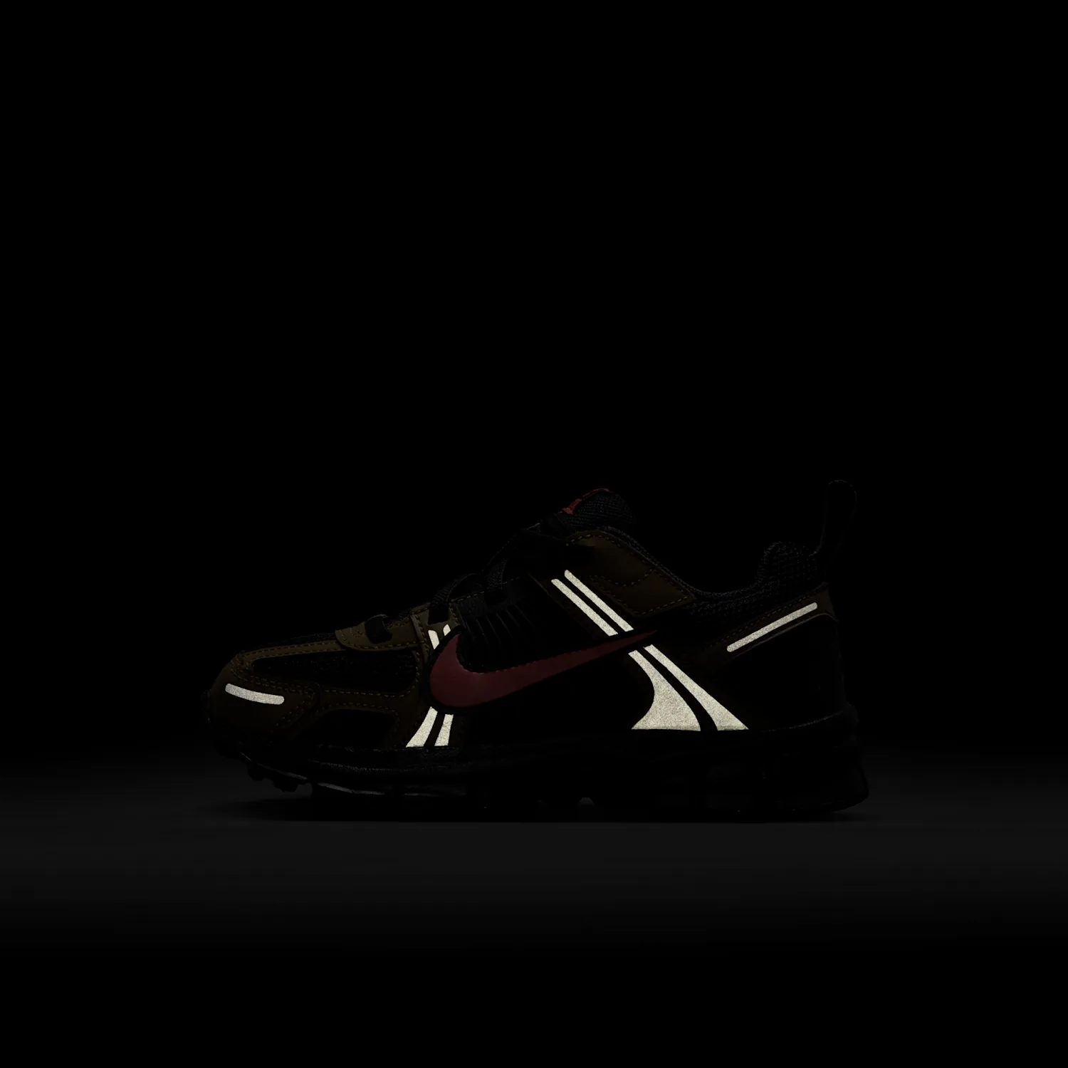 Nike Vomero 5 image 9