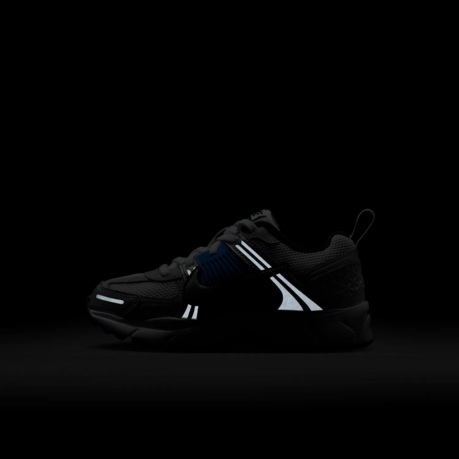 Nike Vomero 5 image 4
