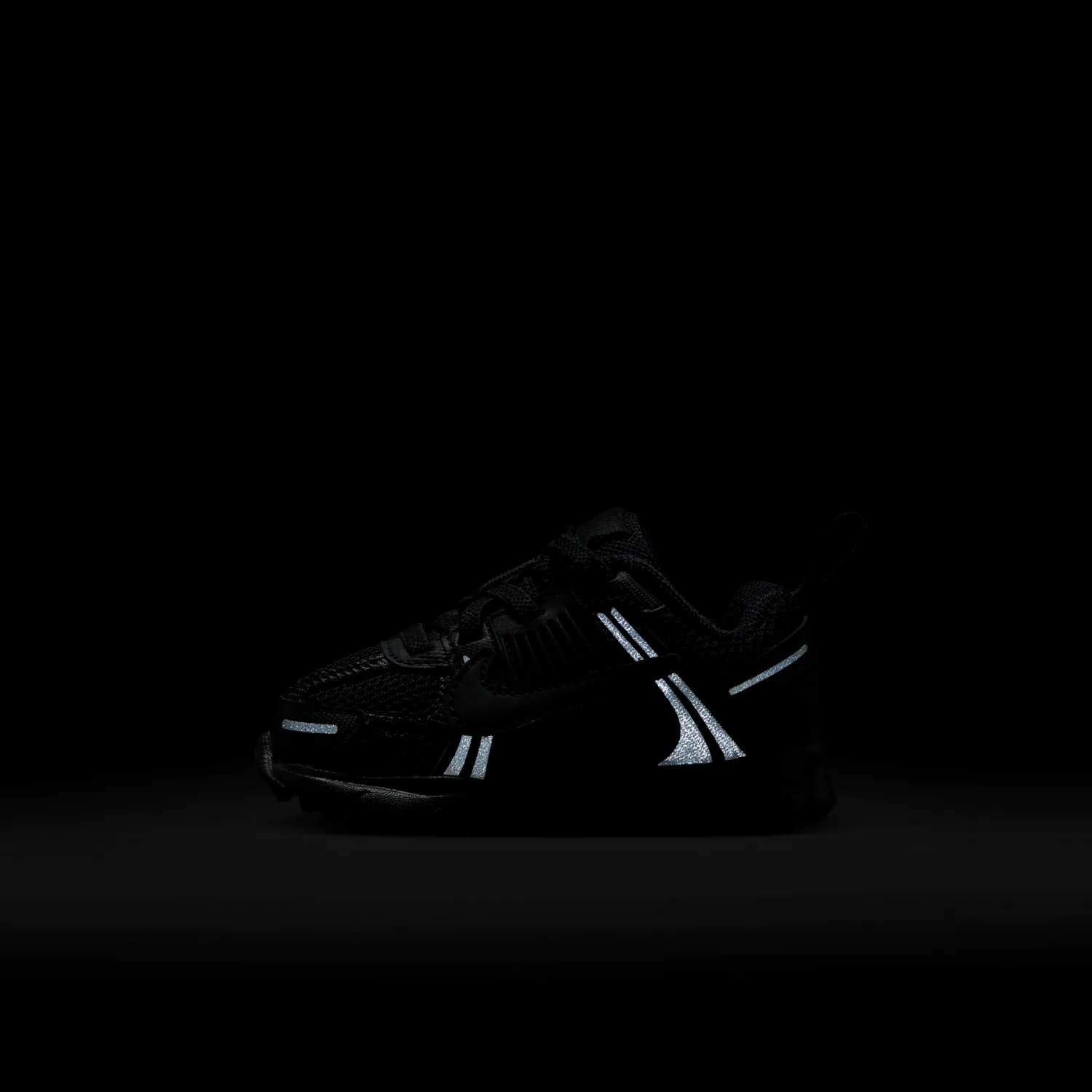 Nike Vomero 5 image 2