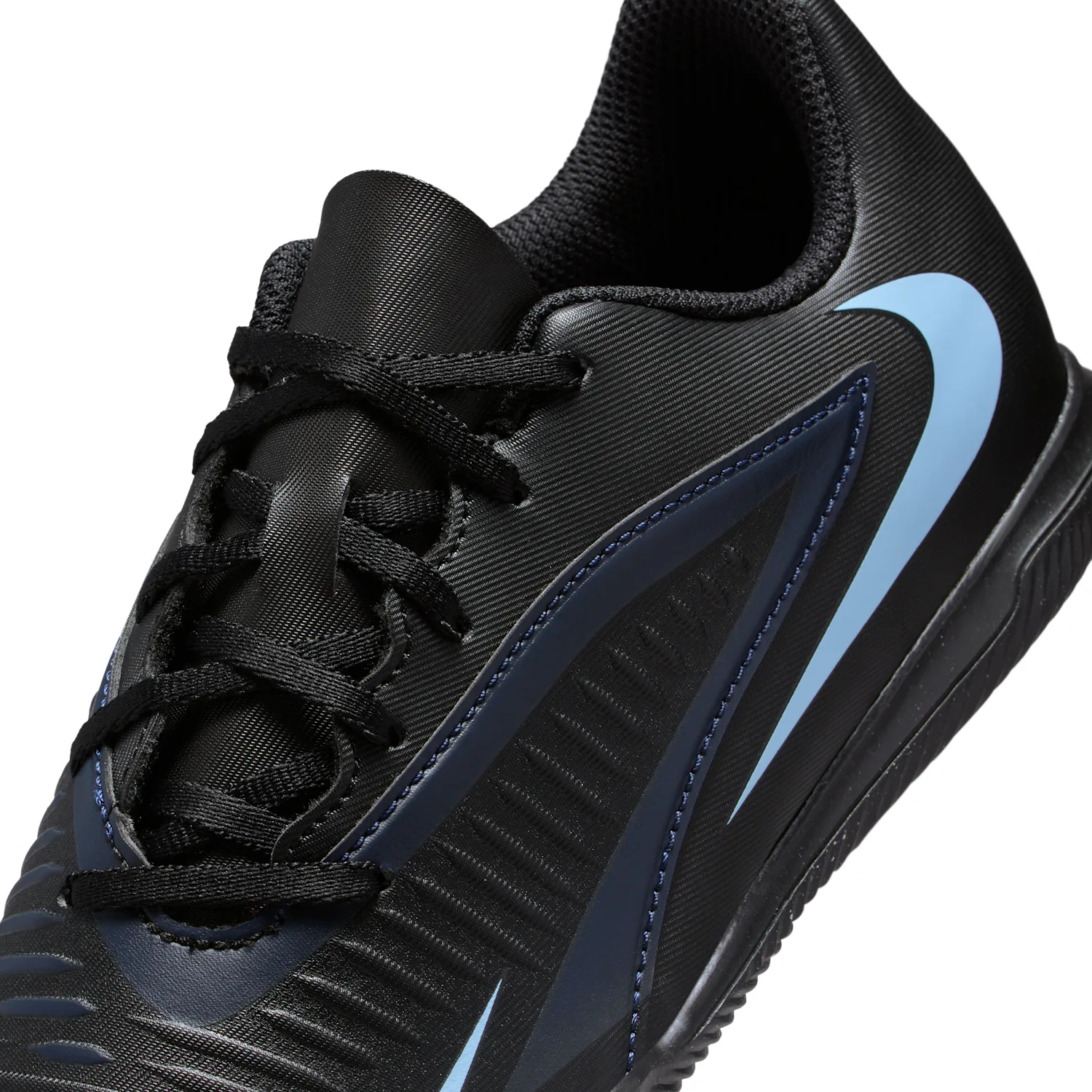 Nike Jr. Phantom 6 Low Club image 7