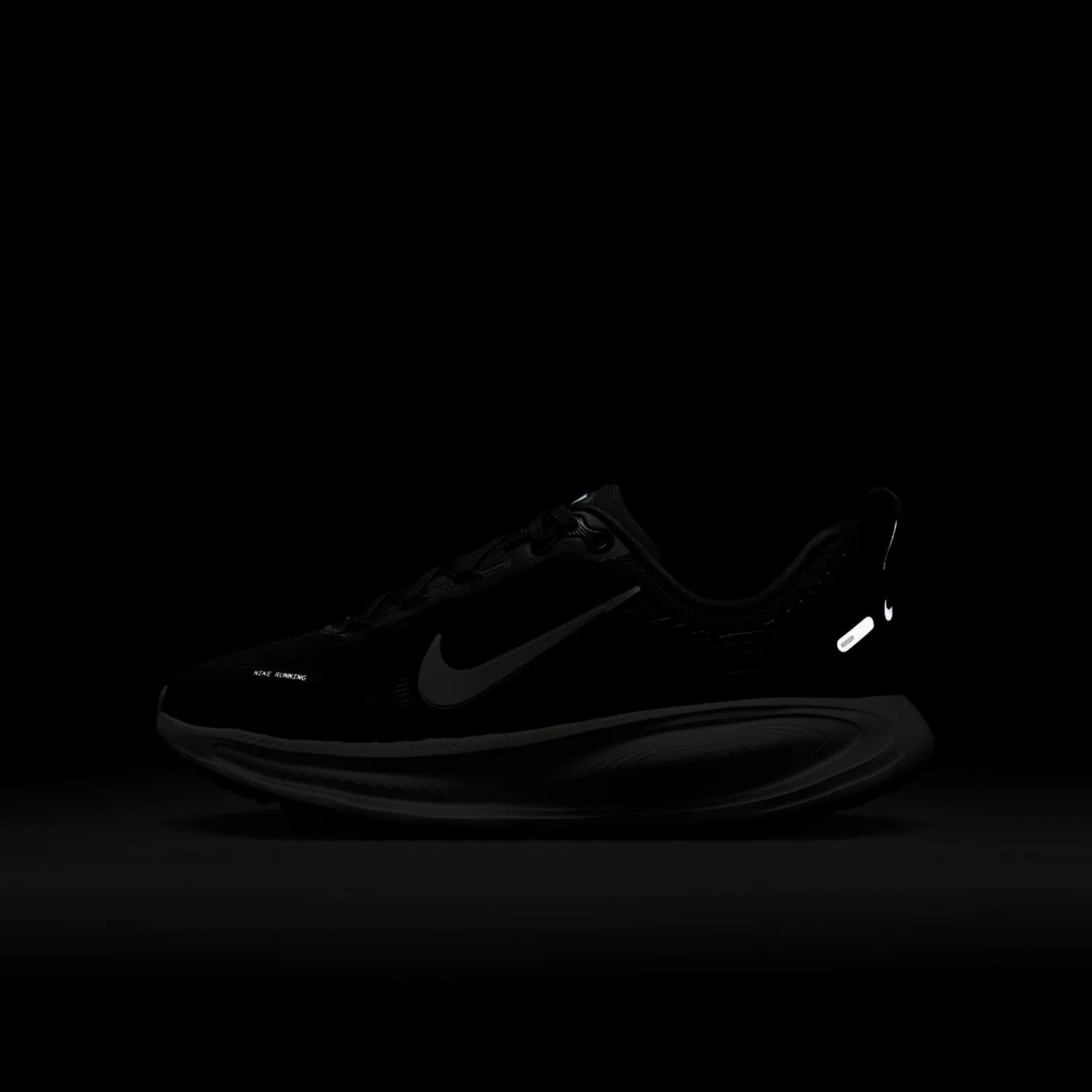 Nike Vomero 18 image 2