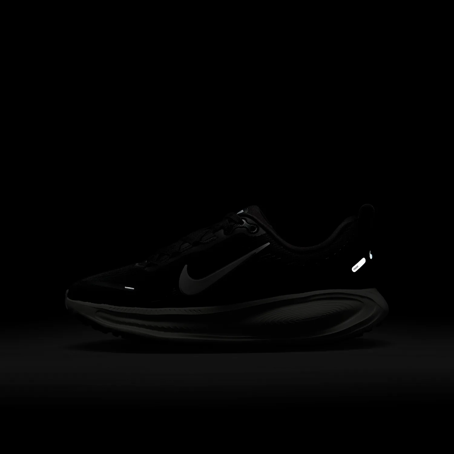 Nike Vomero 18 image 3