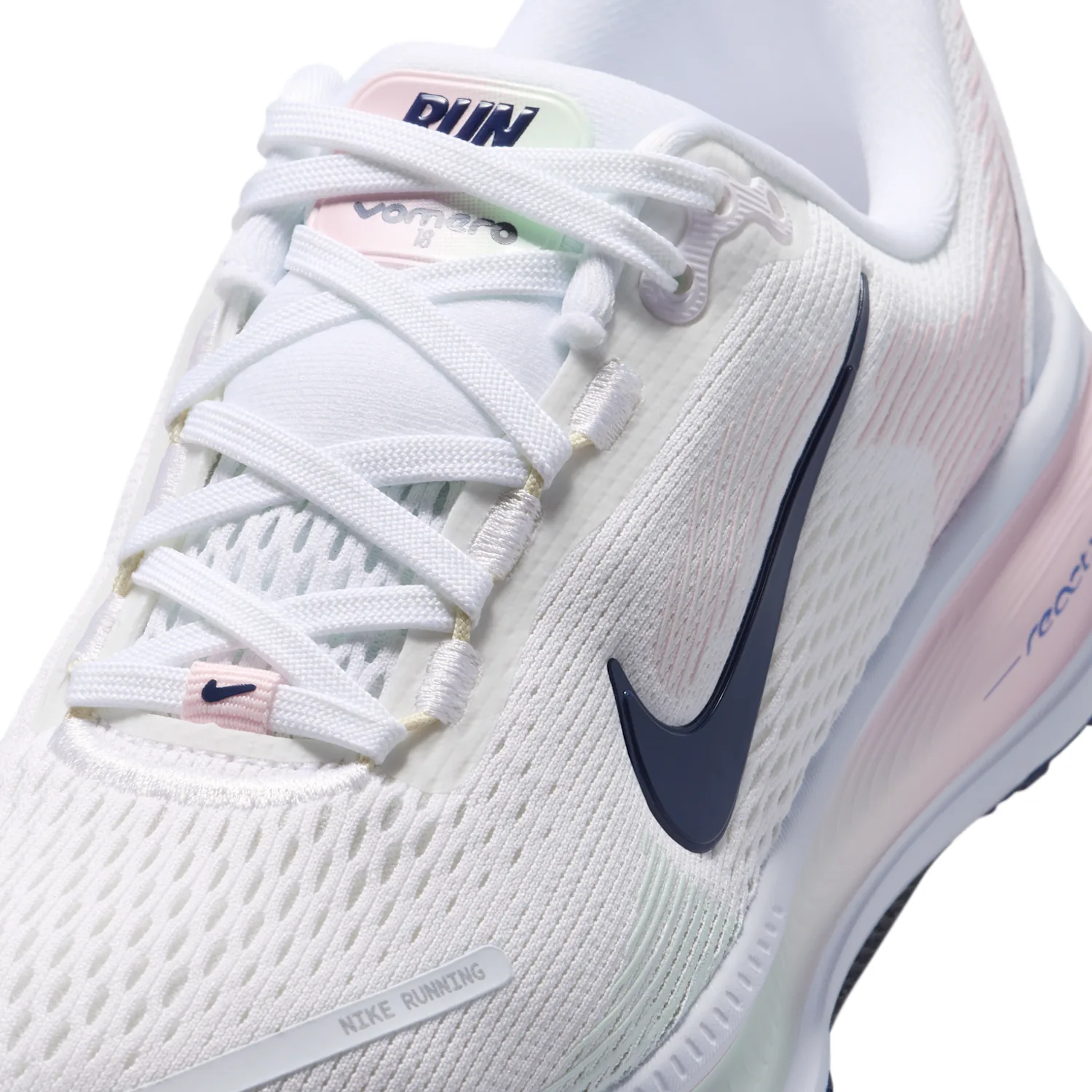 Nike Vomero 18 image 7