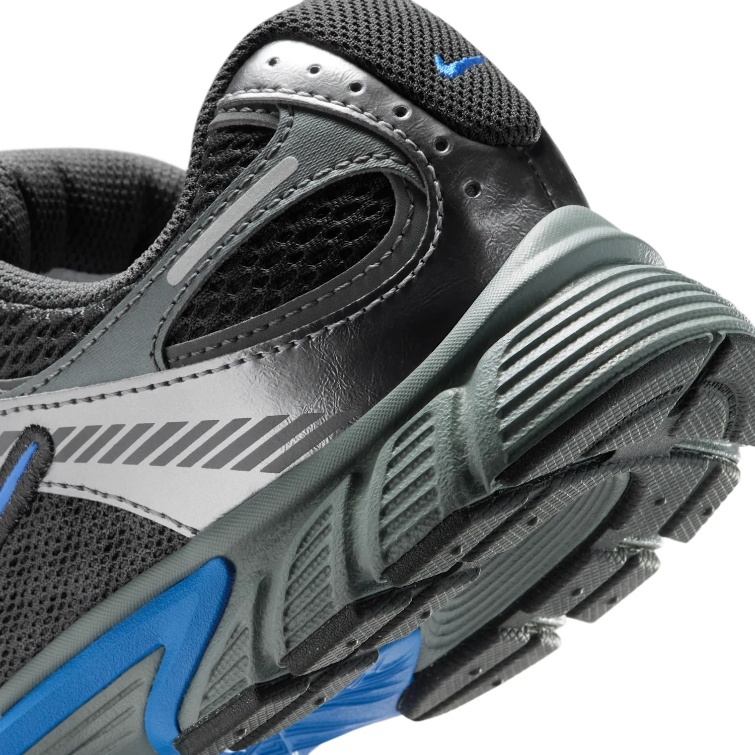 Nike V5 RNR image 8