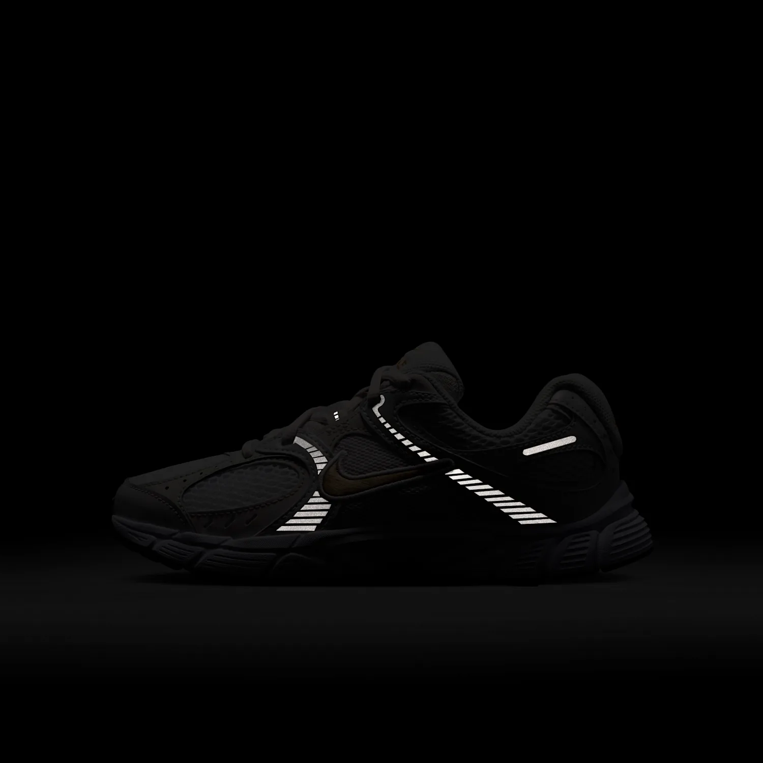 Nike V5 RNR image 9