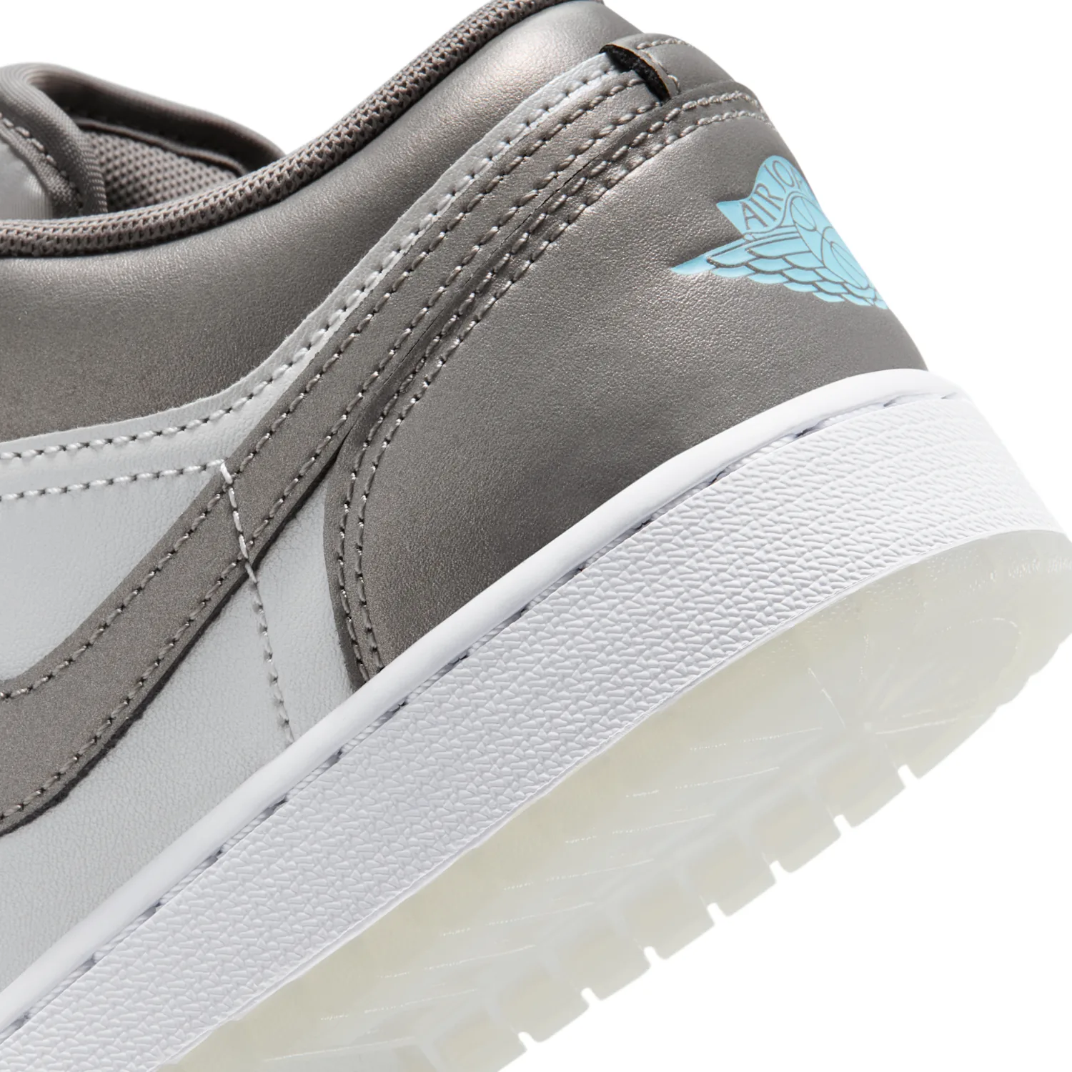 Air Jordan 1 Low SE image 9