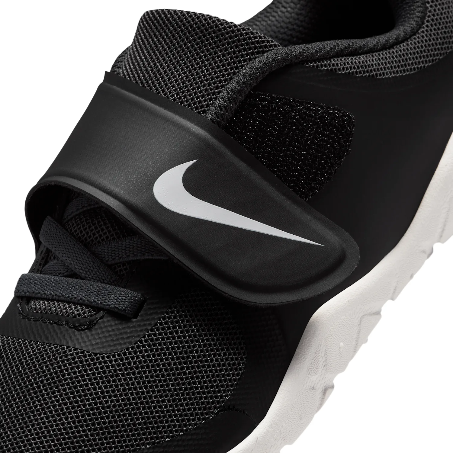 Nike Swoosh 1 Essential image 7