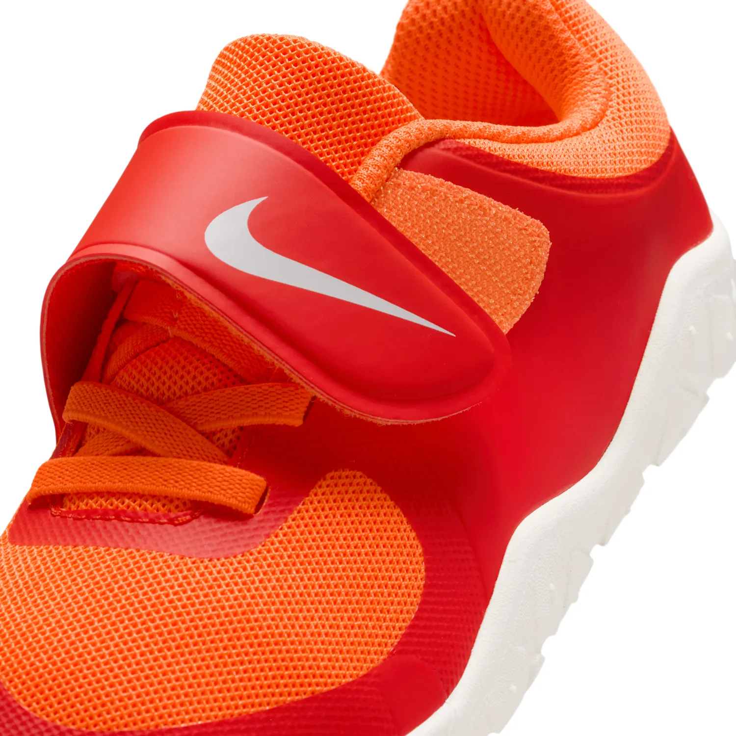 Nike Swoosh 1 Essential image 7