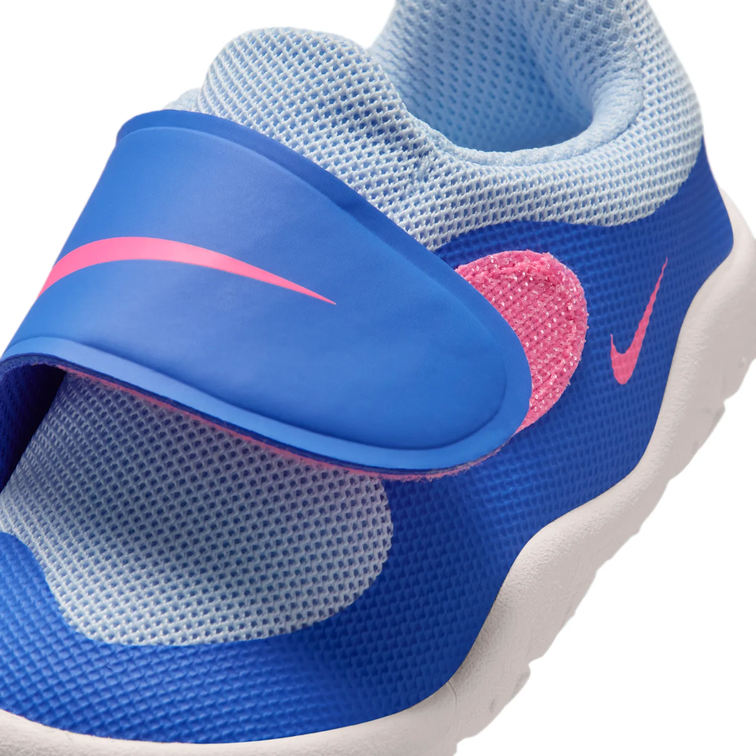 Nike Swoosh 1 Essential image 7