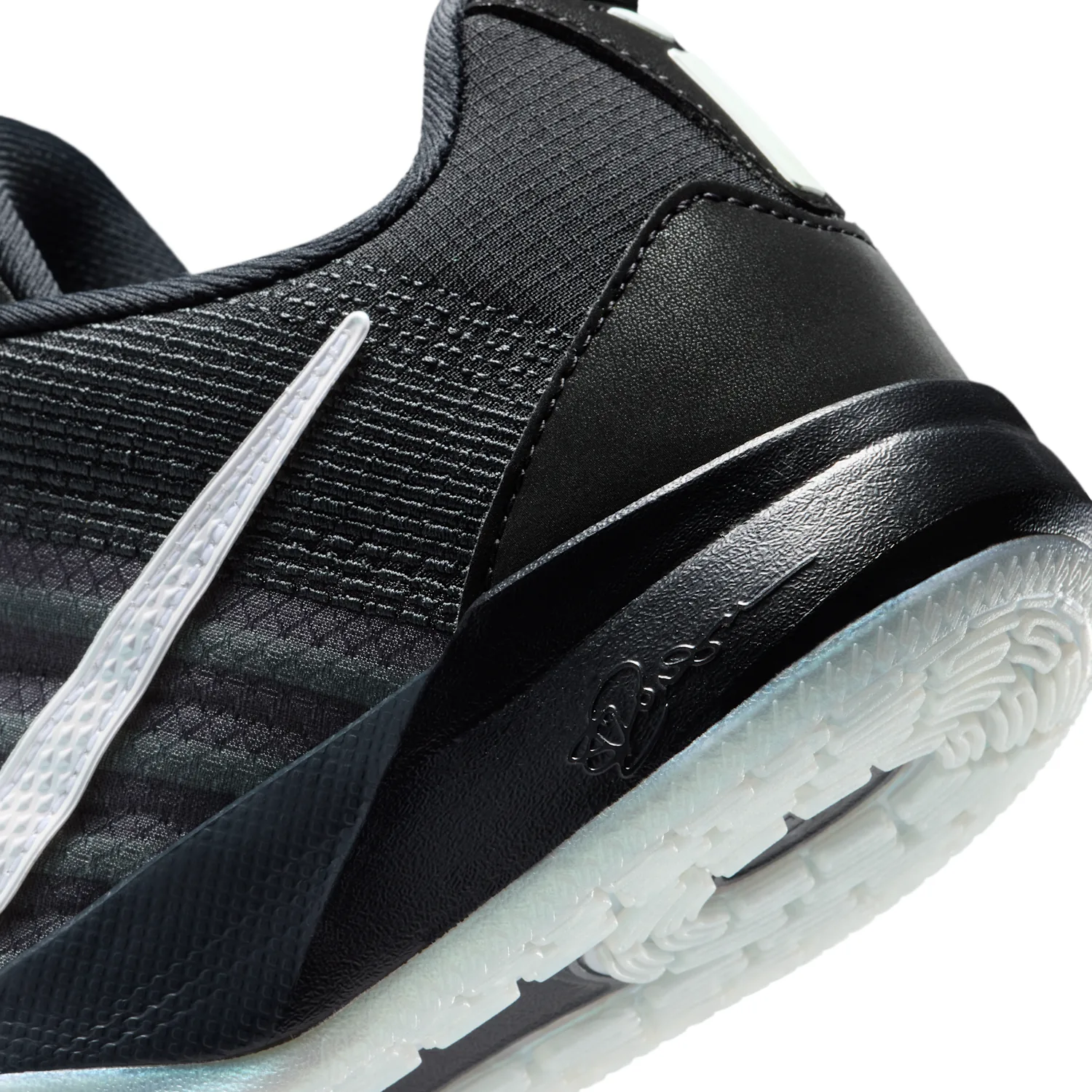 Sabrina 3 "Morale" image 9