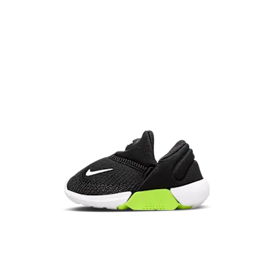Nike Swoosh Go