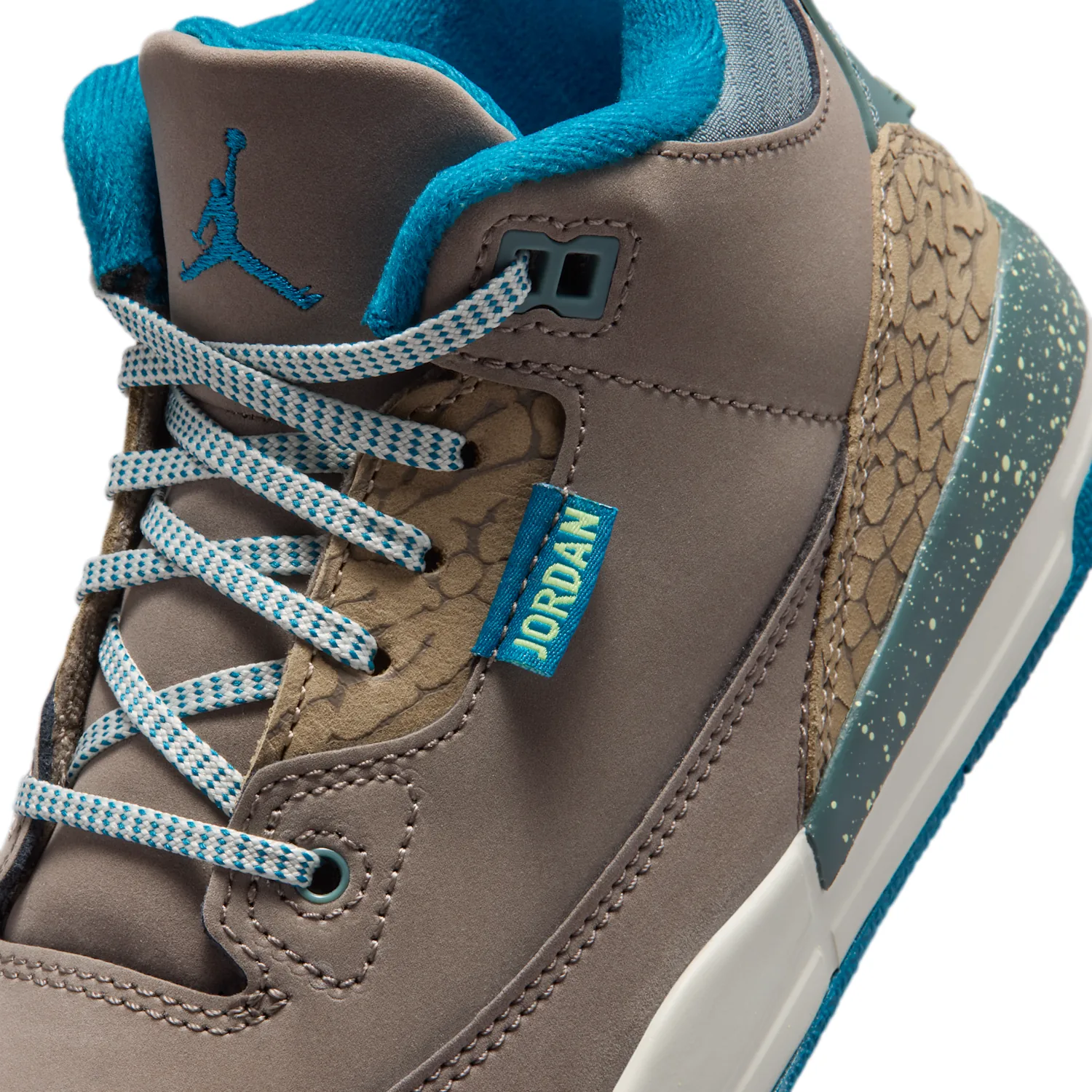 Jordan 3 Retro image 9