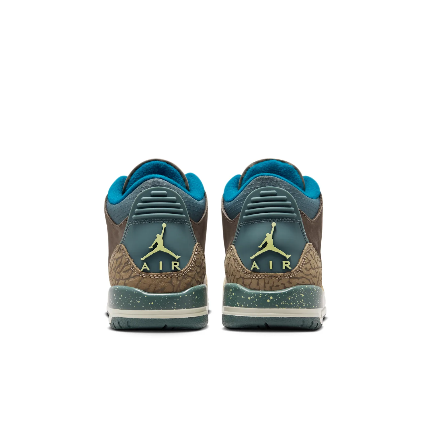 Air Jordan 3 Retro image 9