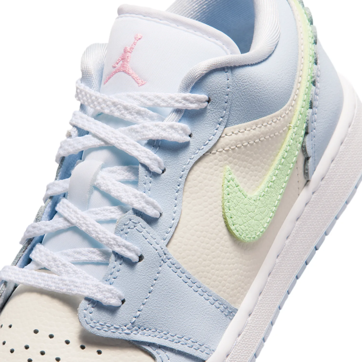 Air Jordan 1 Low SE image 10