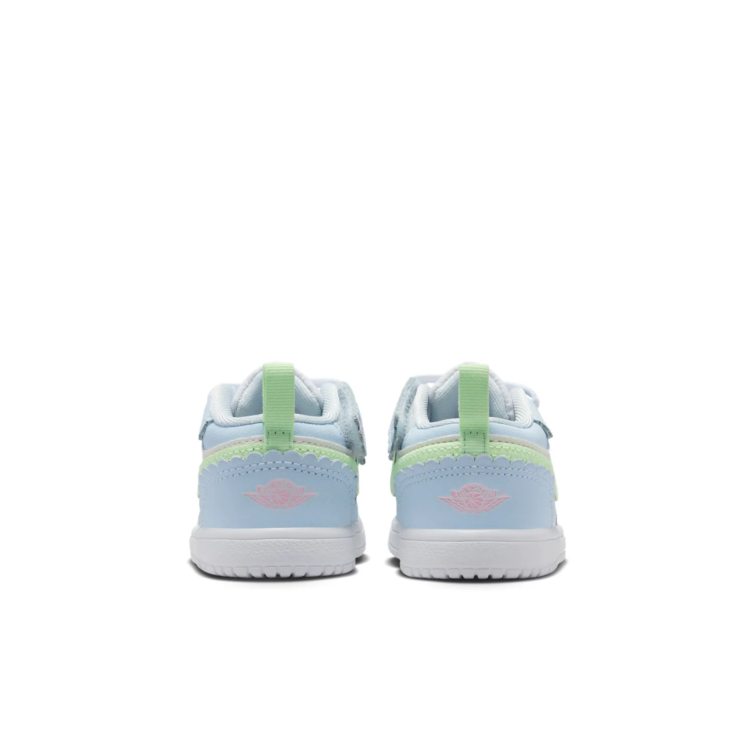 Jordan 1 Low Alt SE image 10