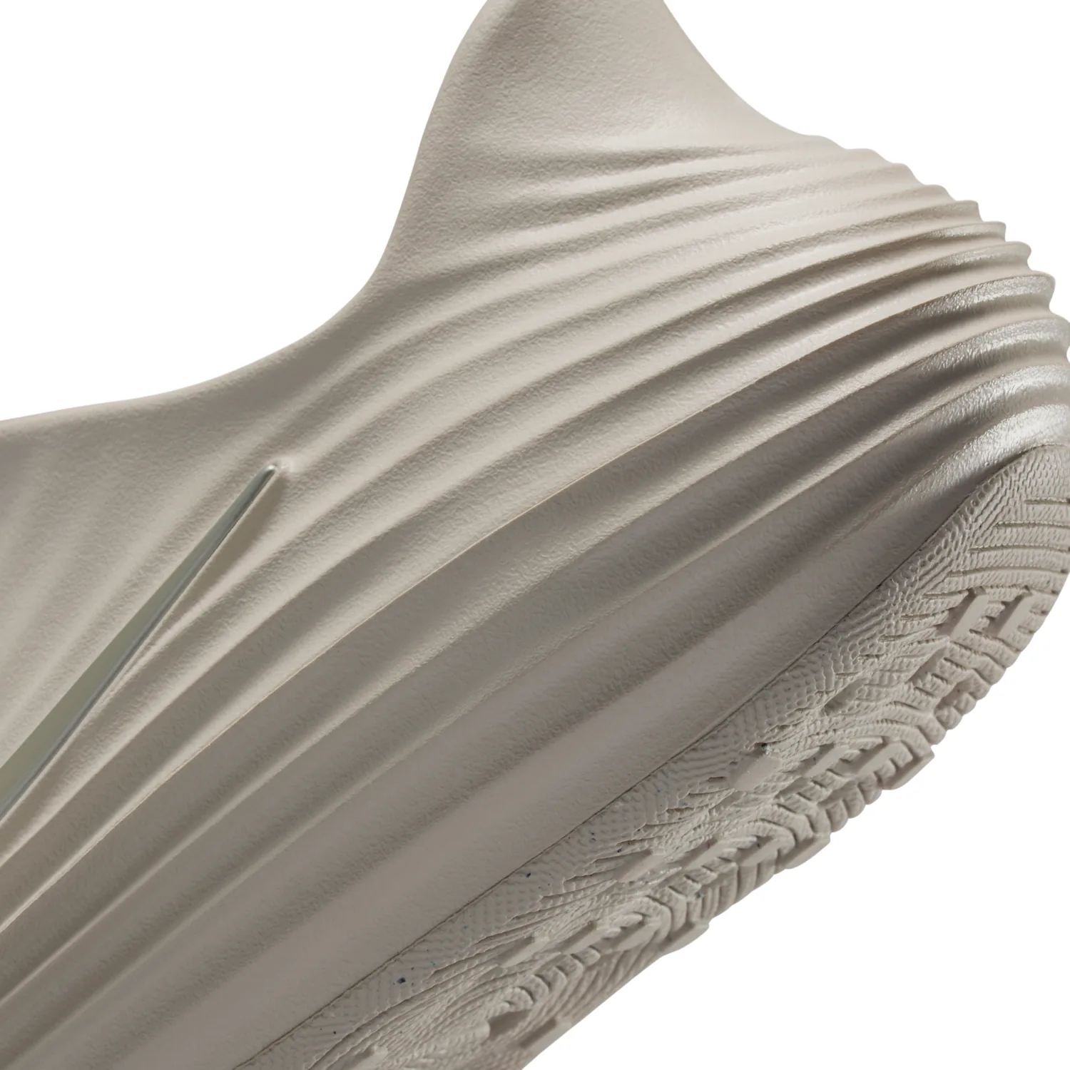 Nike ReactX Rejuven8 image 8