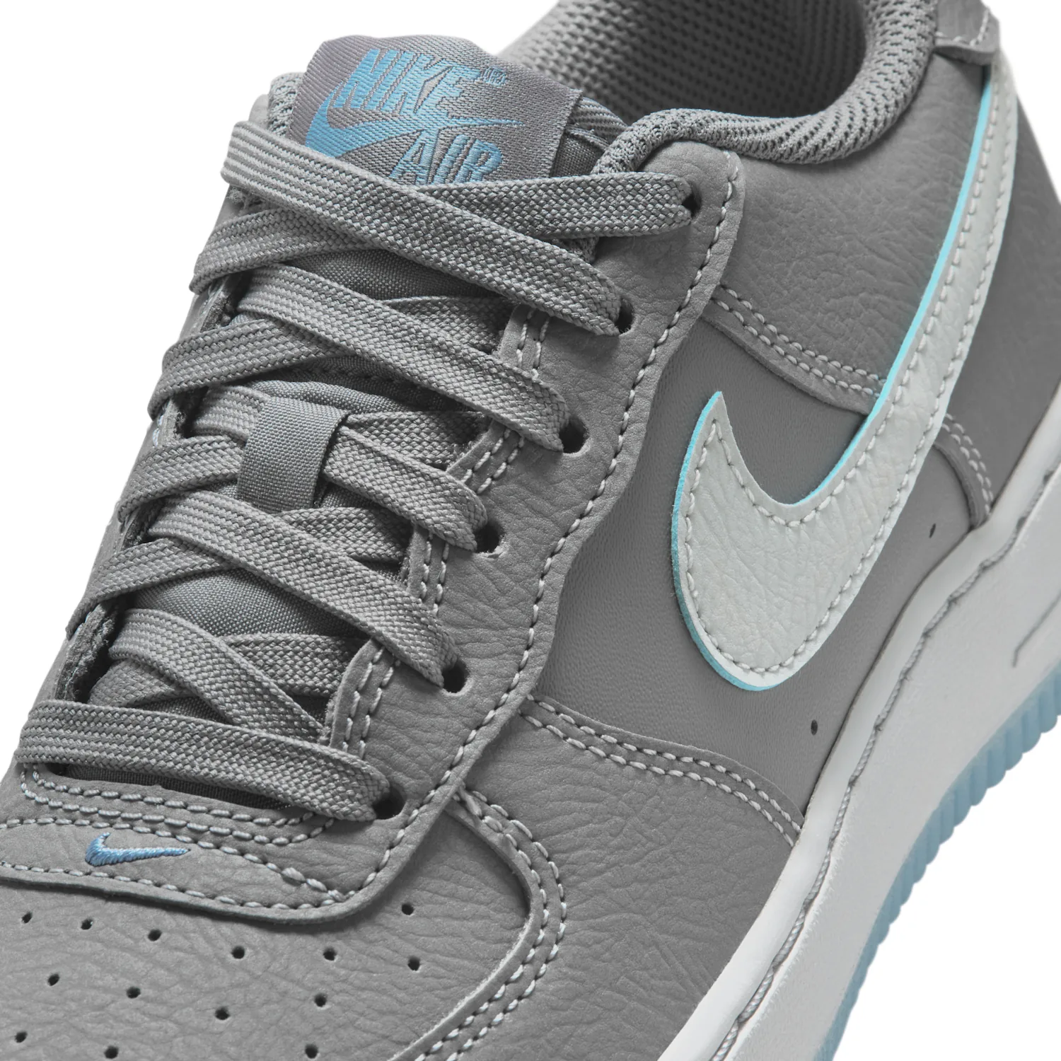 Nike Air Force 1 SE image 7