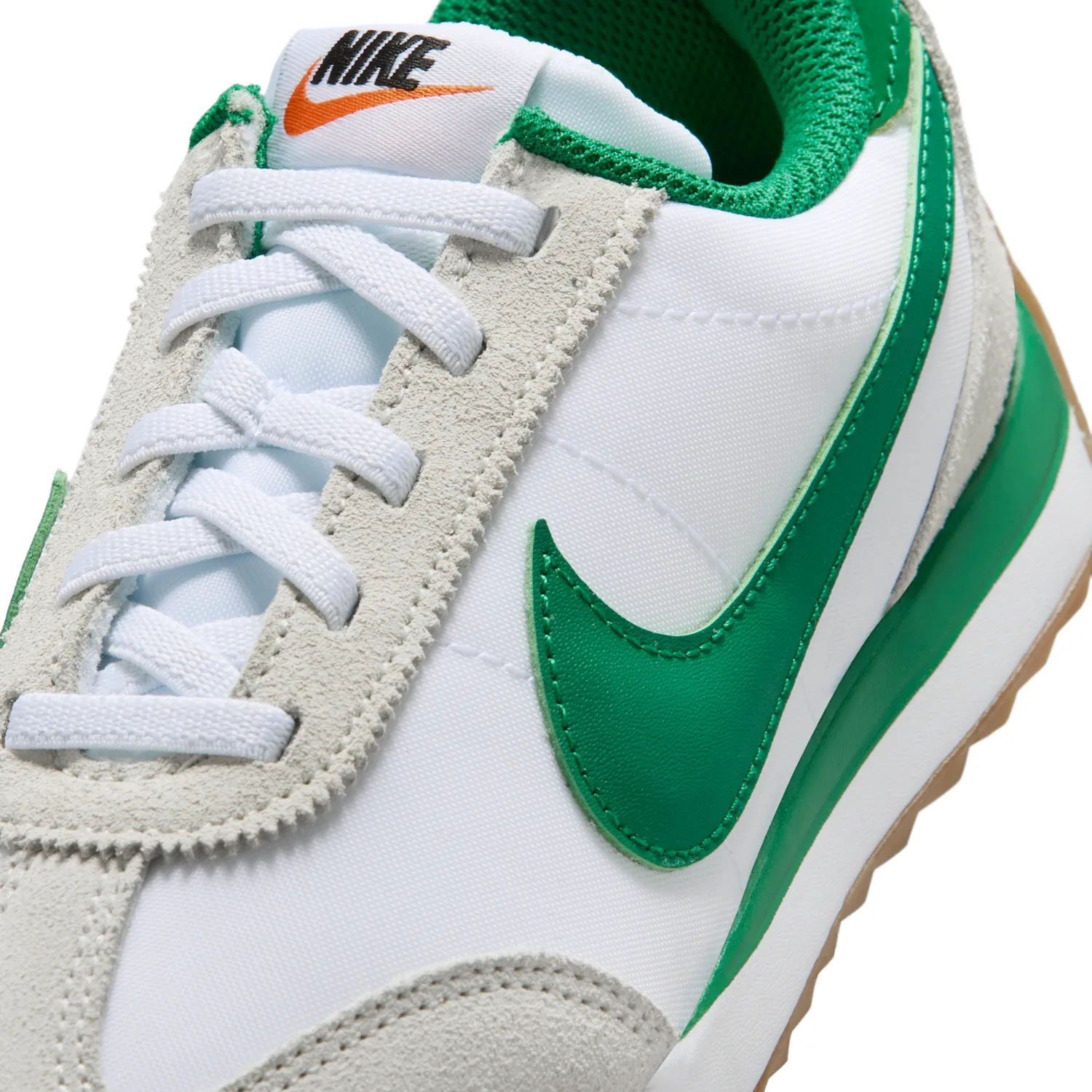 Nike Pacific image 7