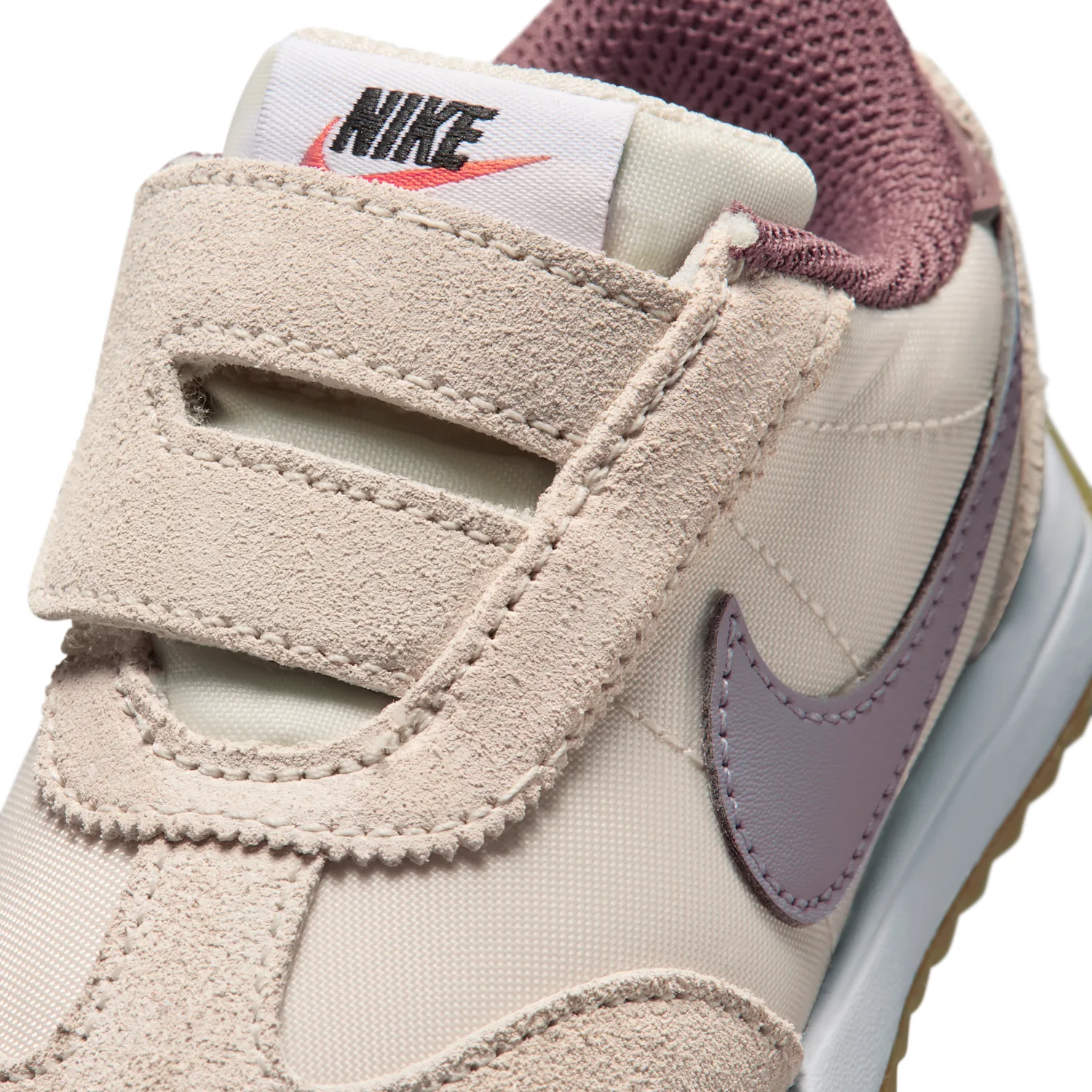 Nike Pacific image 7