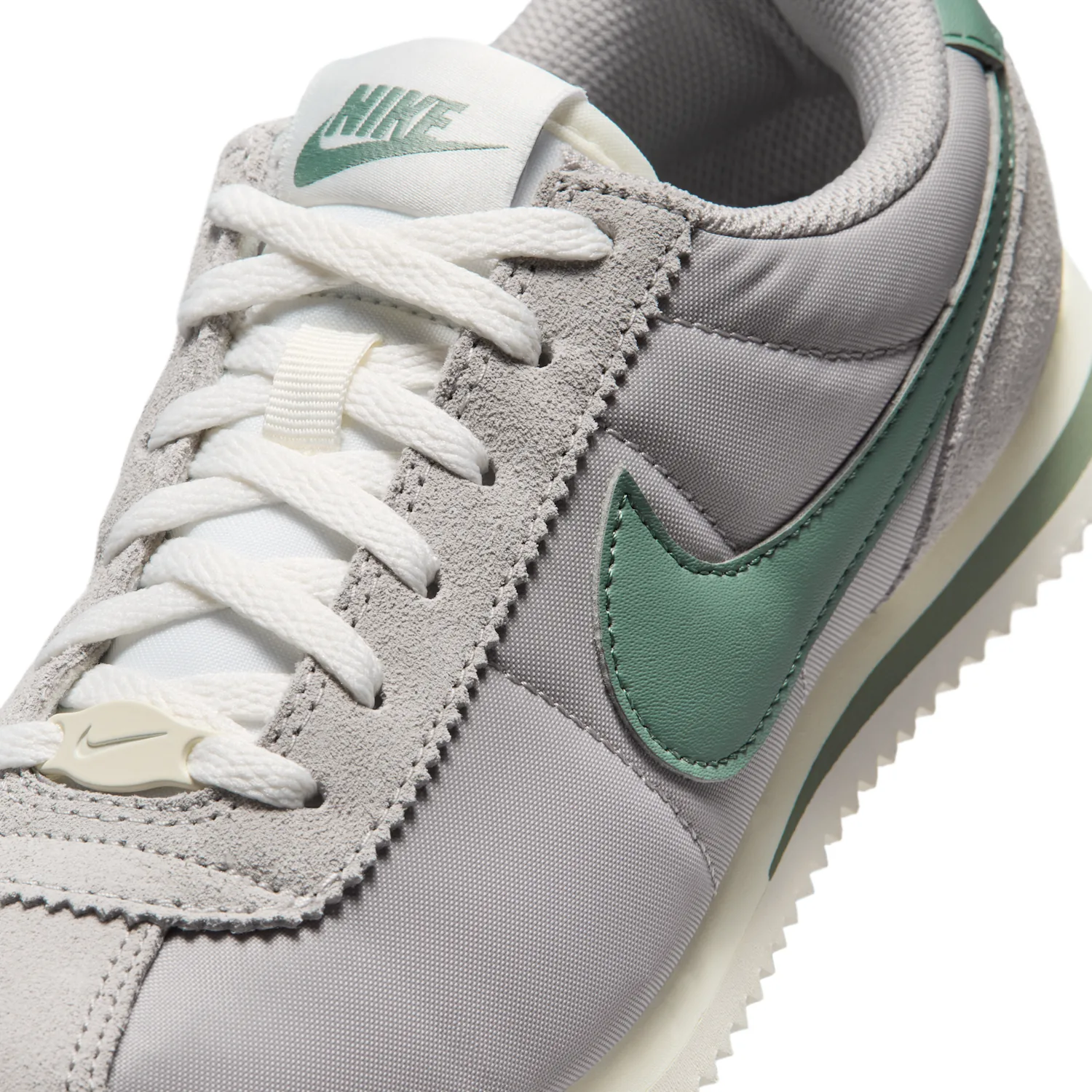Nike Cortez Textile image 7