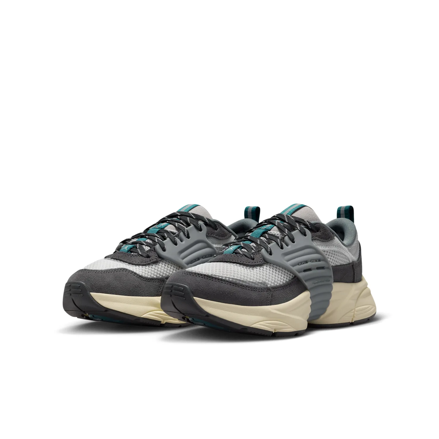 Jordan Trunner O/S image 5