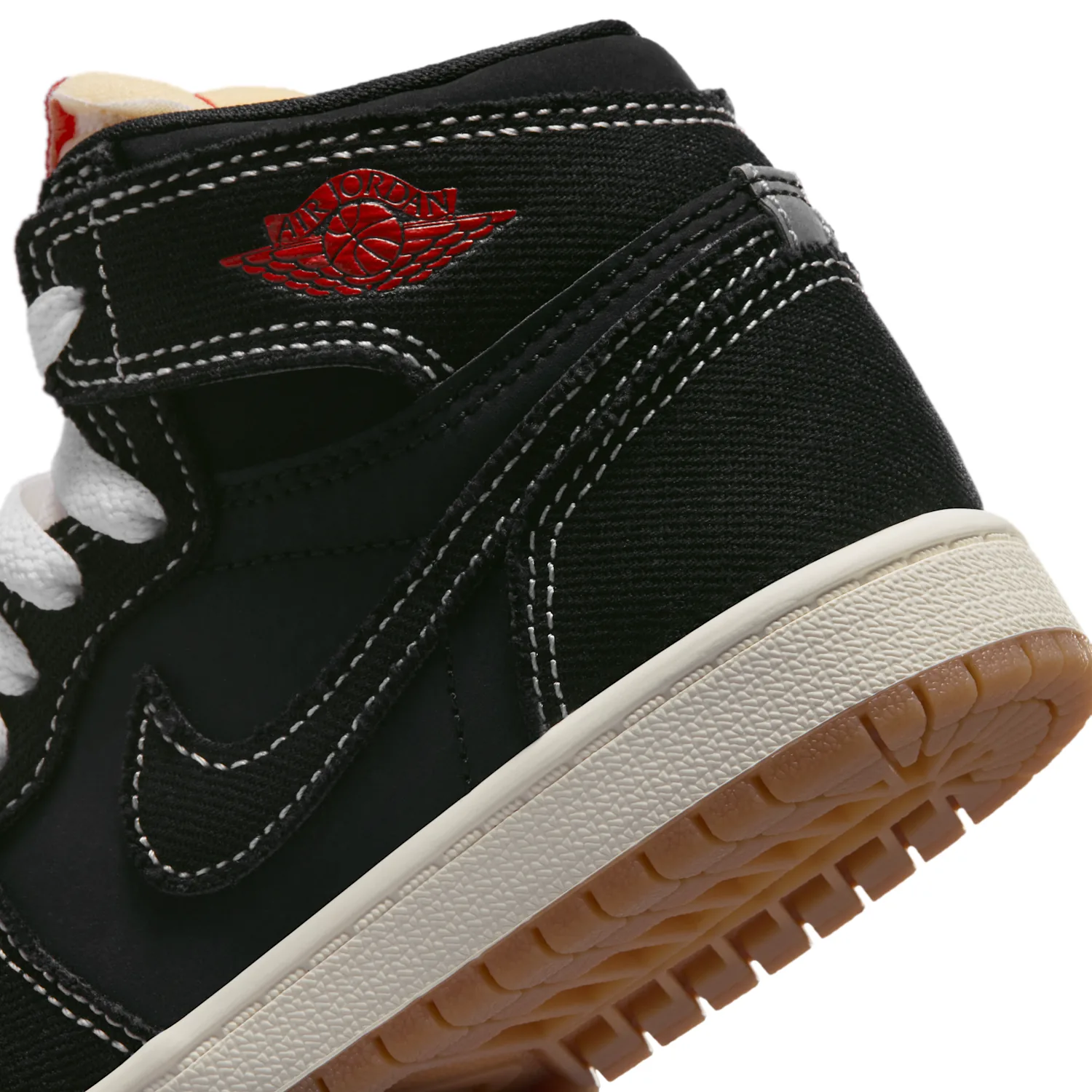 Jordan 1 Retro High OG image 8