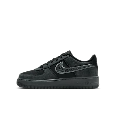 Nike Air Force 1 LV8 3