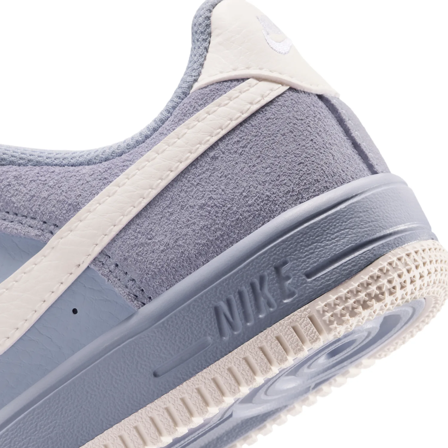 Nike Force 1 Low LV8 2 image 8