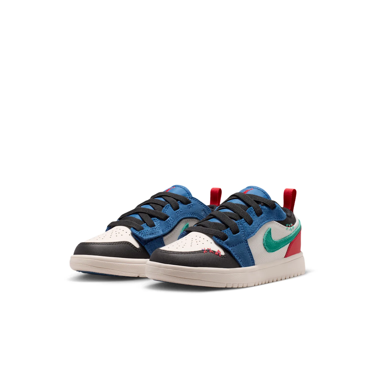 Jordan 1 Low Alt SE image 5