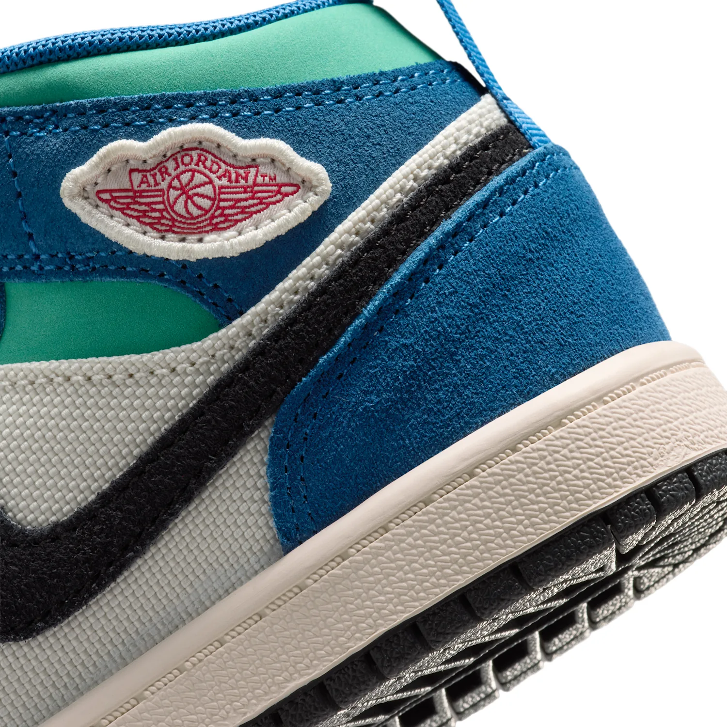 Jordan 1 Mid SE image 8
