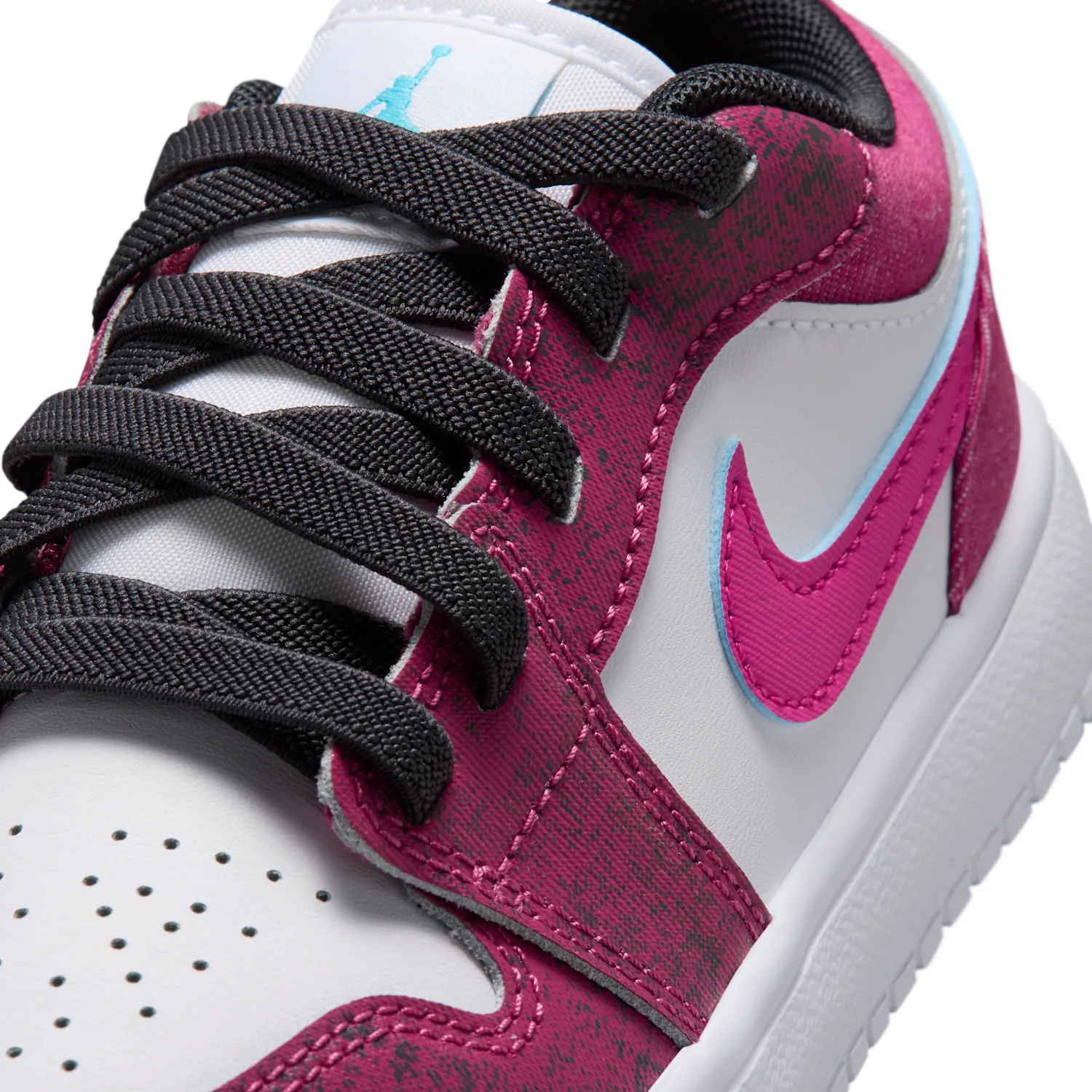 Jordan 1 Low Alt SE image 7