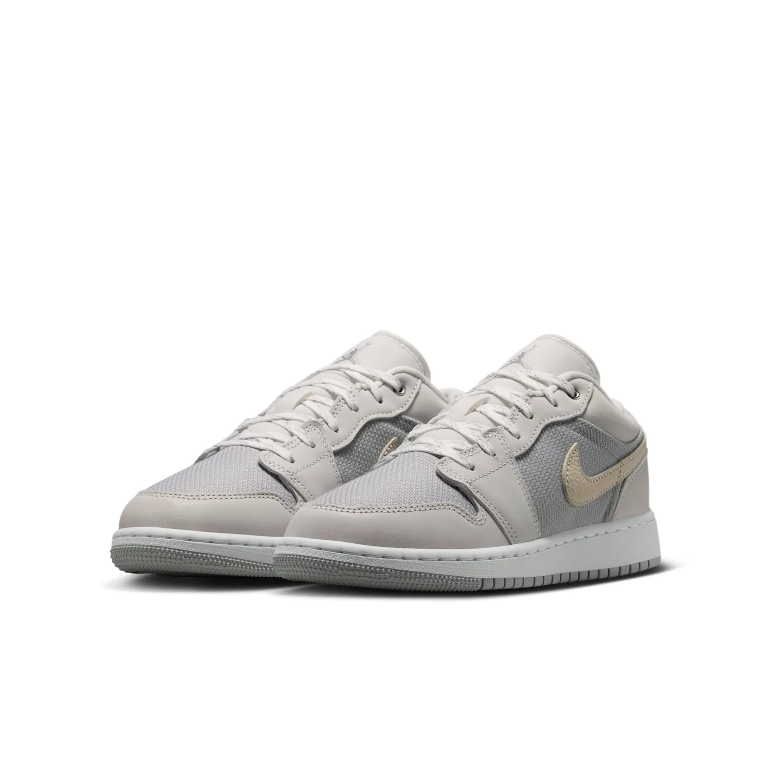 Air Jordan 1 Low SE image 5