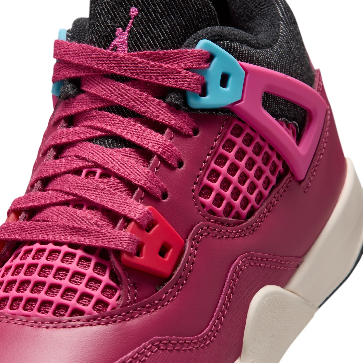 Jordan 4 Retro "She's A Star" image 7