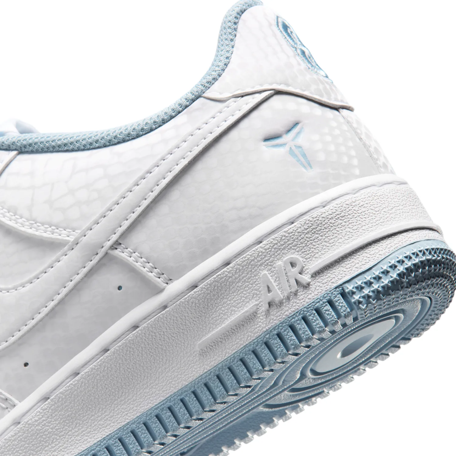 Nike Air Force 1 Low image 8