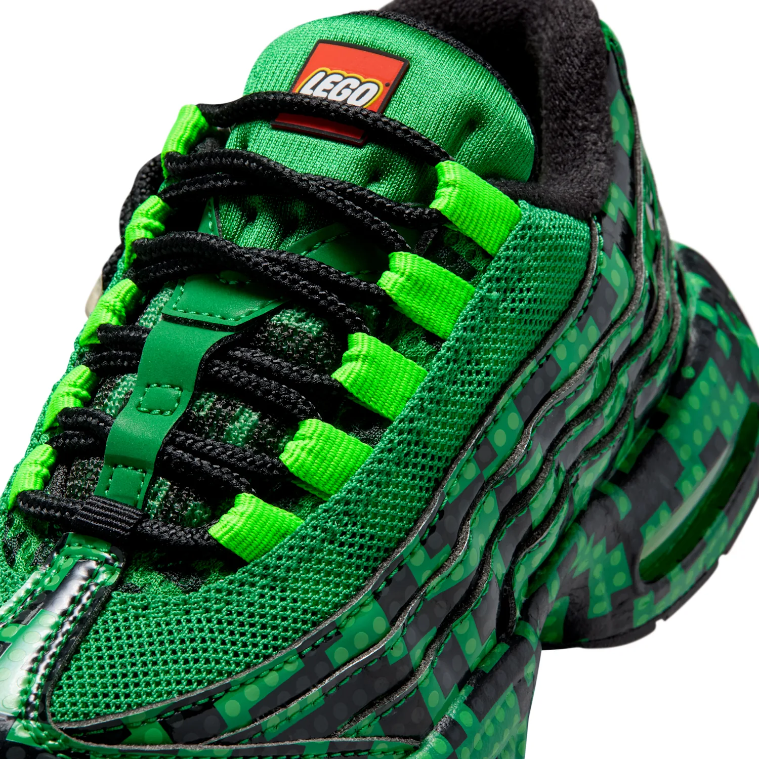 Nike Air Max 95 x LEGO® Collection image 9
