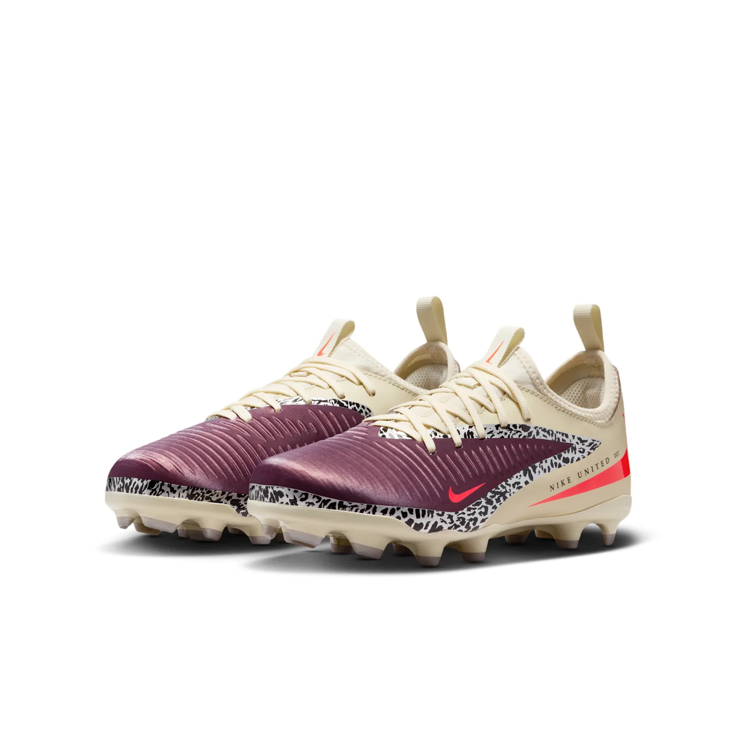 Nike United Jr. Phantom 6 Low Academy image 6