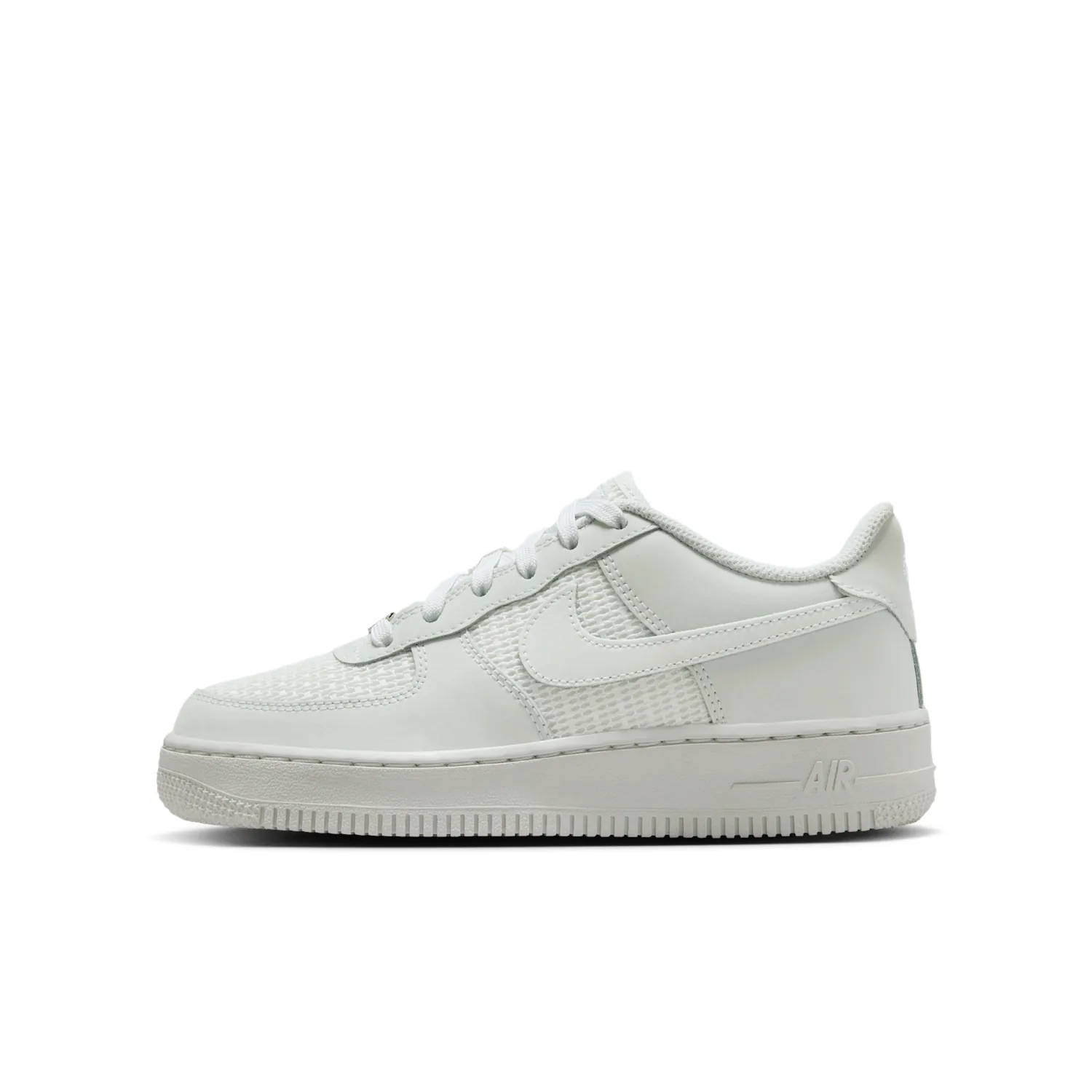 NIke Air Force 1 LV8 2