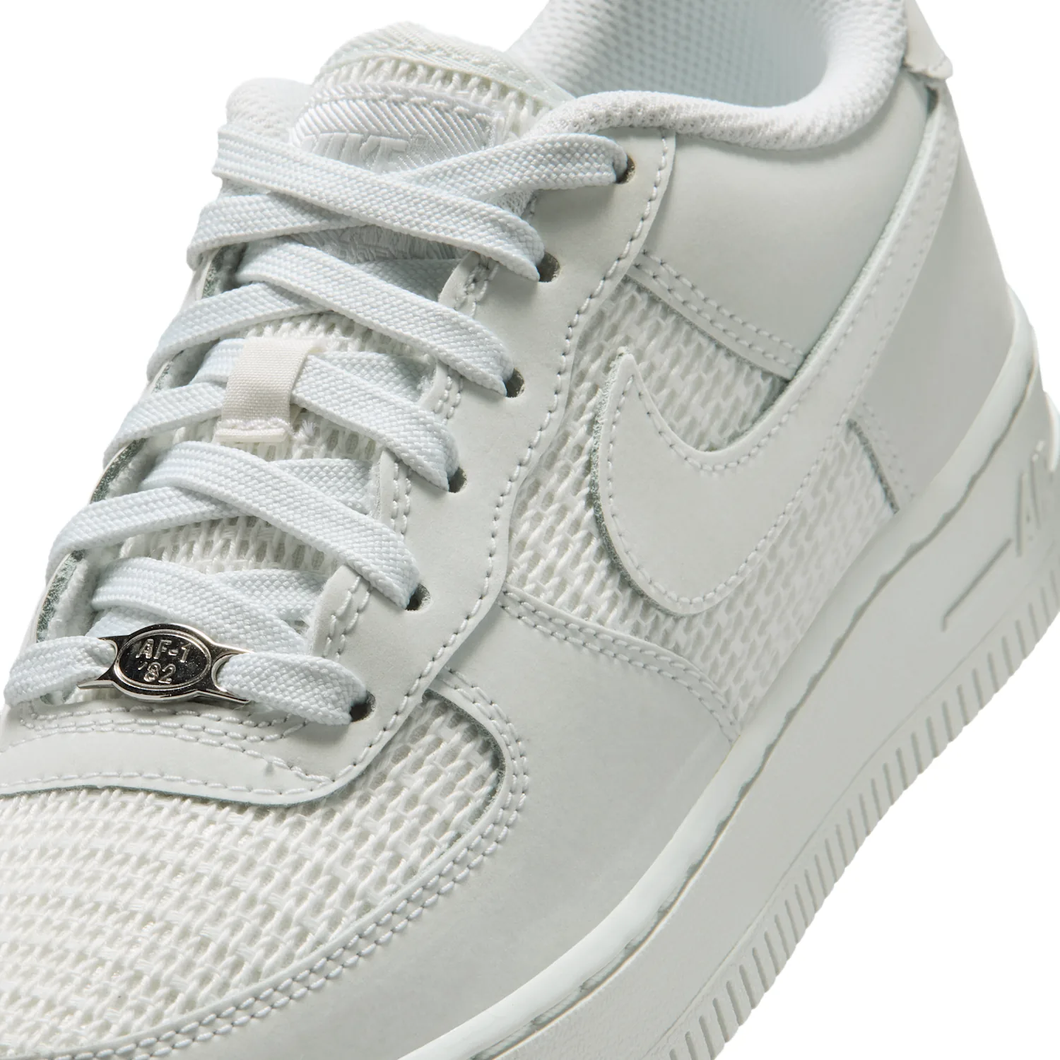 NIke Air Force 1 LV8 2 image 7