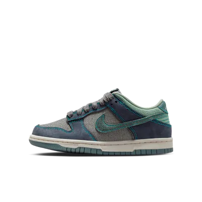 Nike Dunk Low LV8 1