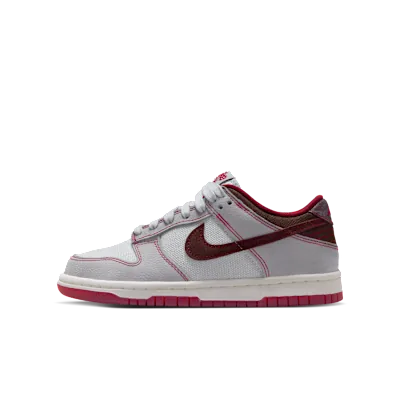 Nike Dunk Low LV8 1