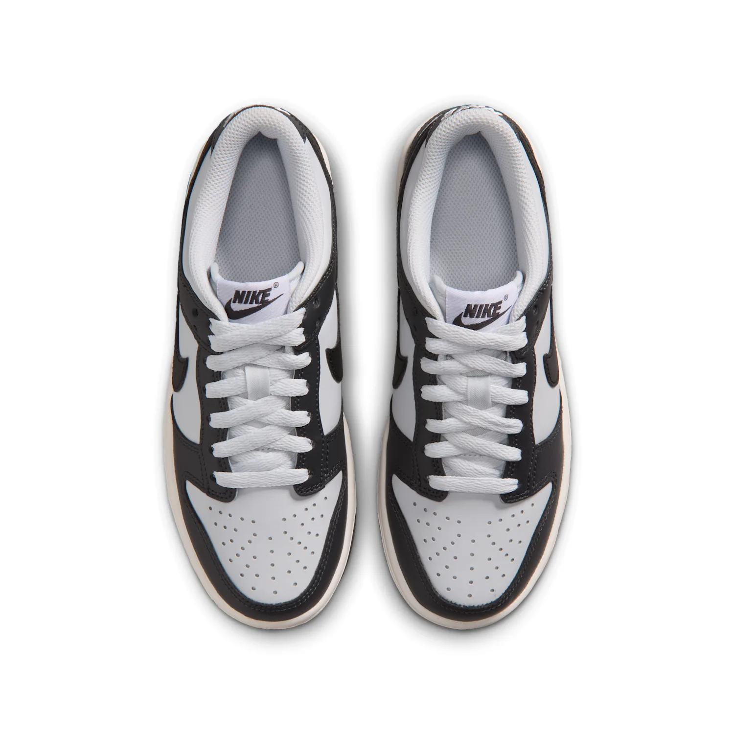 Nike Dunk Low image 4