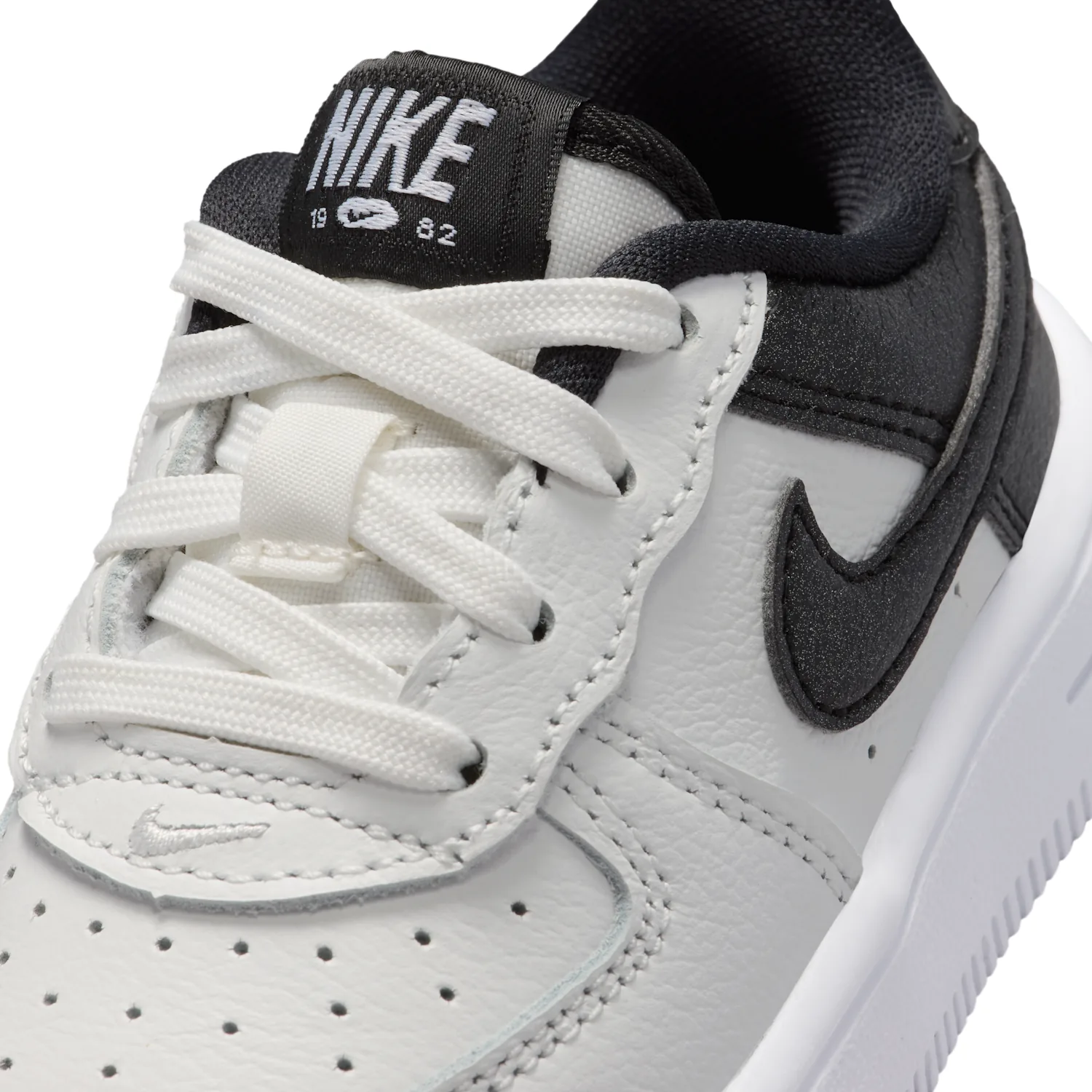 Nike Force 1 Low LV8 5 image 7