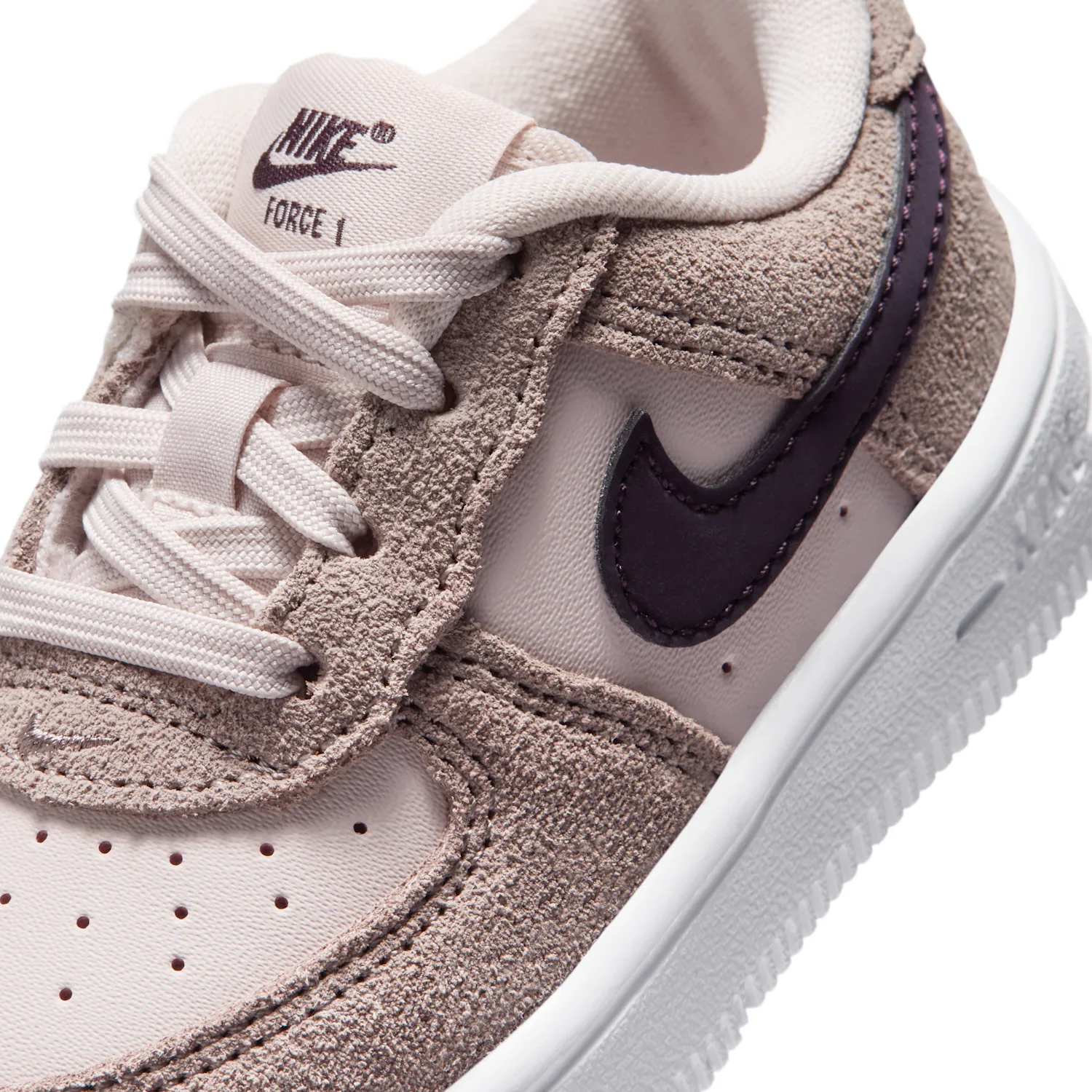 Nike Force 1 Low Essential+ image 7