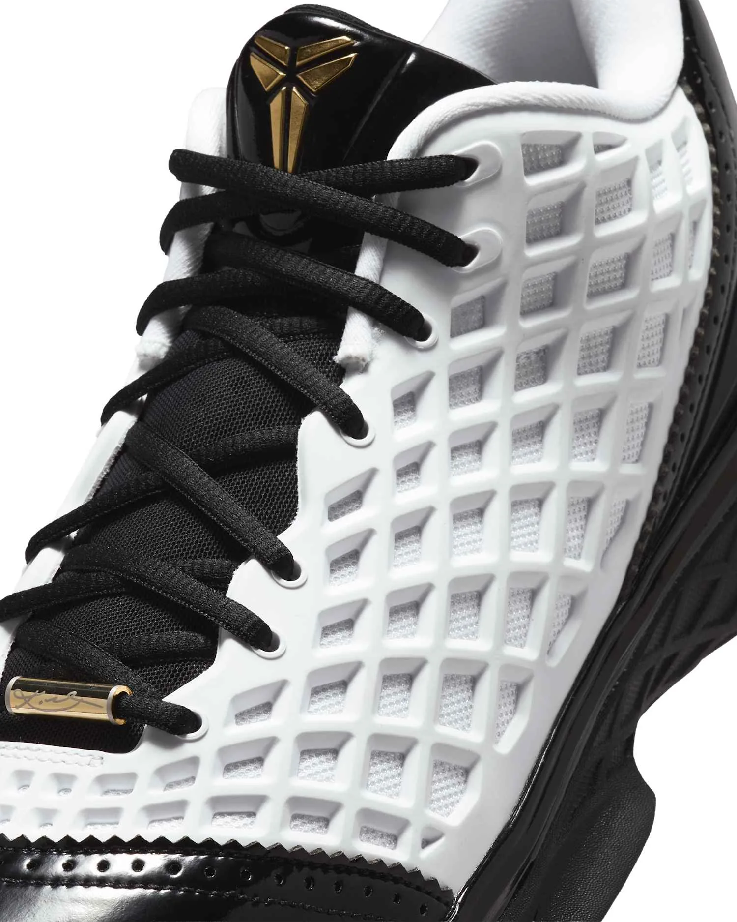 Kobe 3 Low Protro image 7