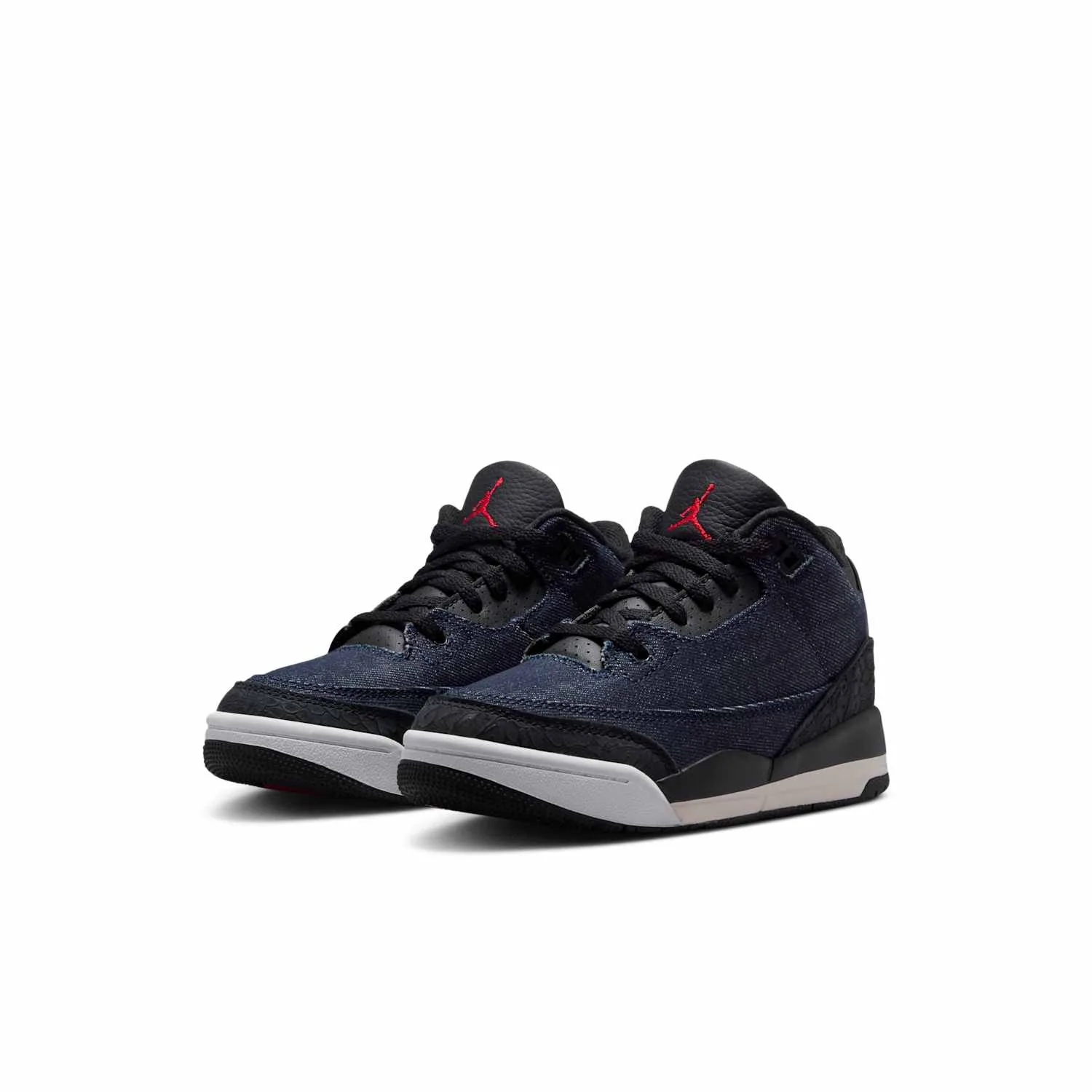 Air Jordan 3 x Levi's® "Indigo and Gym Red" image 8