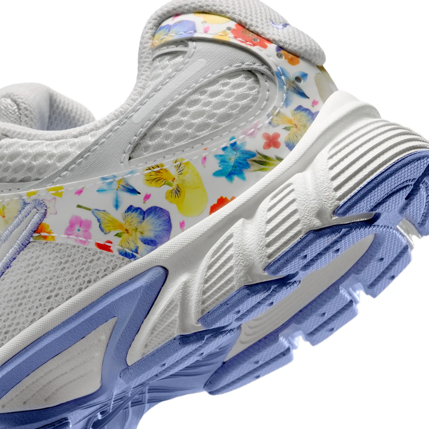 Nike V5 RNR SE image 8