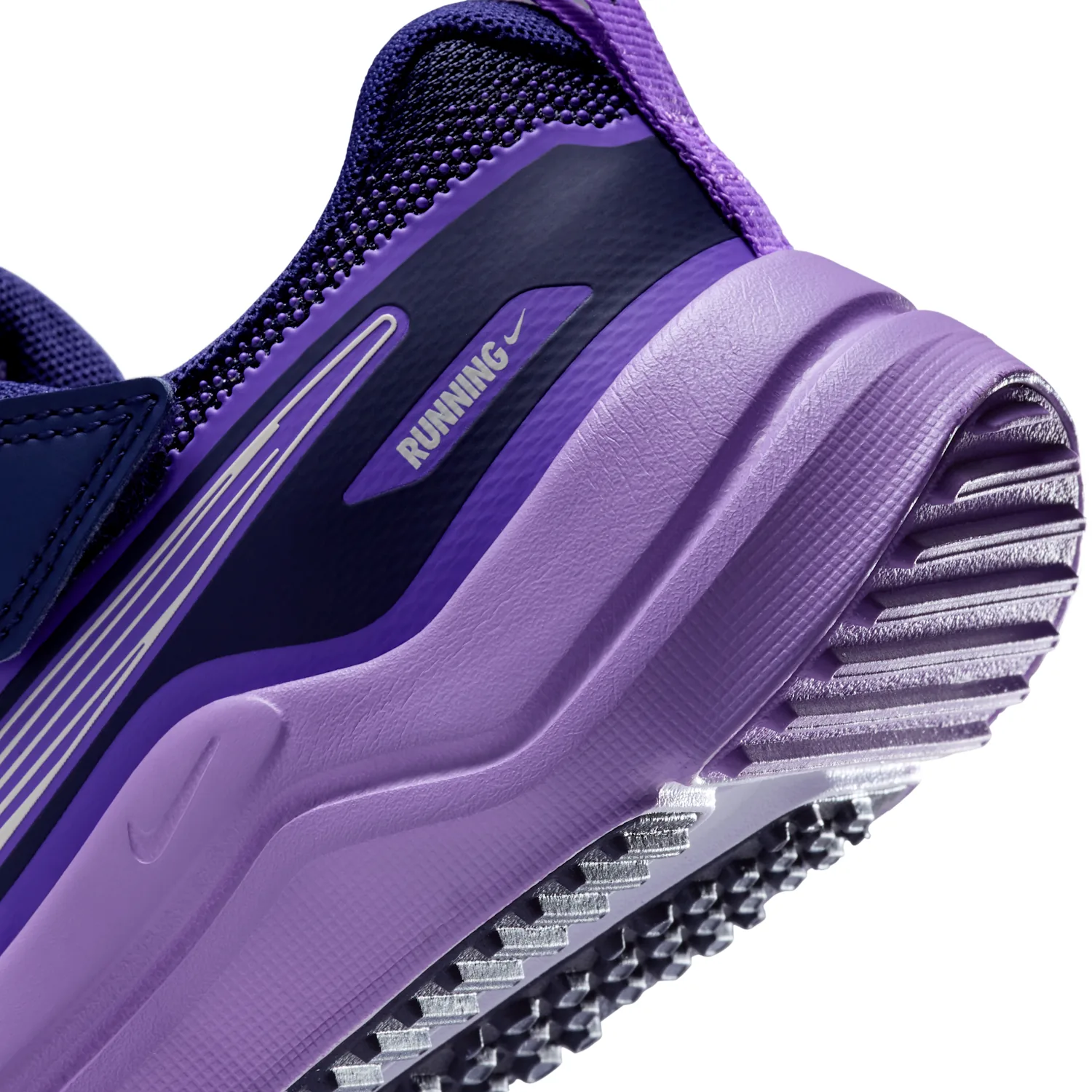 Nike Cosmic Runner image 8