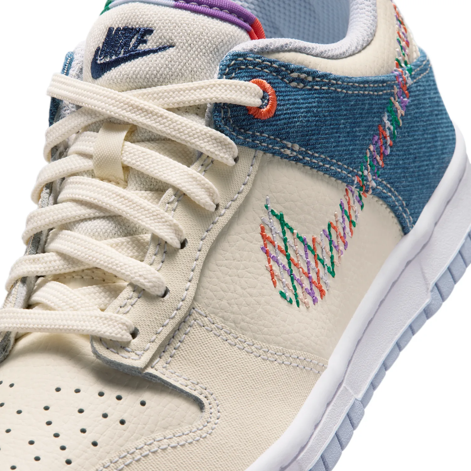 Nike Dunk Low image 7